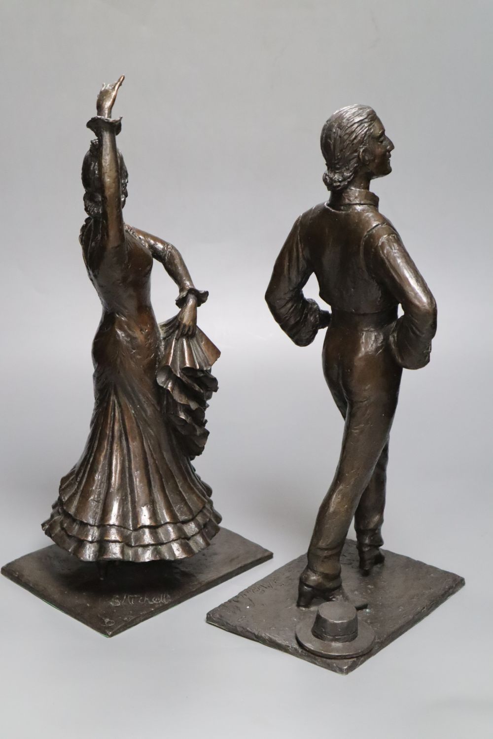 S. Mitchell. A pair of bronze Spanish dancers, dark patination, height 38cm